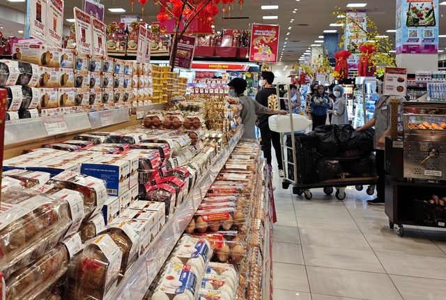 Trứng gà V.Food, Ba Huân giảm giá sốc - Ảnh 1