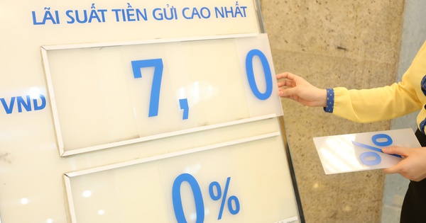 Gửi tiền đầu năm mới Giáp Thìn: "Choáng" lãi suất tiết kiệm cao nhất 10%/năm, nhận mưa lì xì