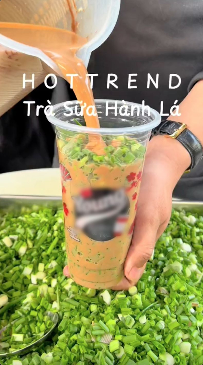 Các thương hiệu trà sữa tung sản phẩm gây "sốc" trước thềm 1/4: Liệu có ai dám uống thử? - Ảnh 2