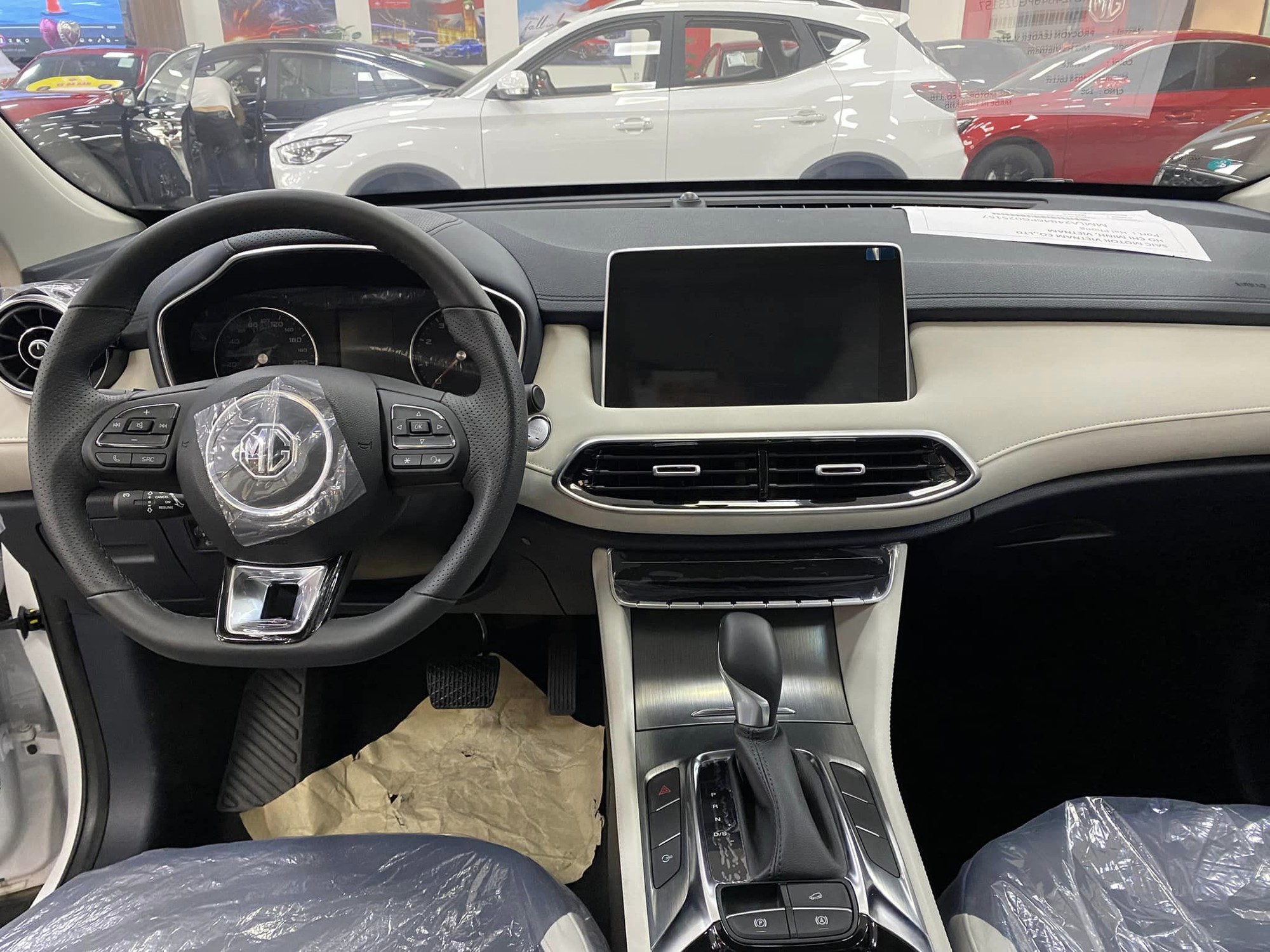 MG HS mới ra mắt đã giảm giá mạnh tại đại lý: Giá từ 650 triệu, rẻ hơn HR-V base dù ngang cỡ CR-V - Ảnh 5