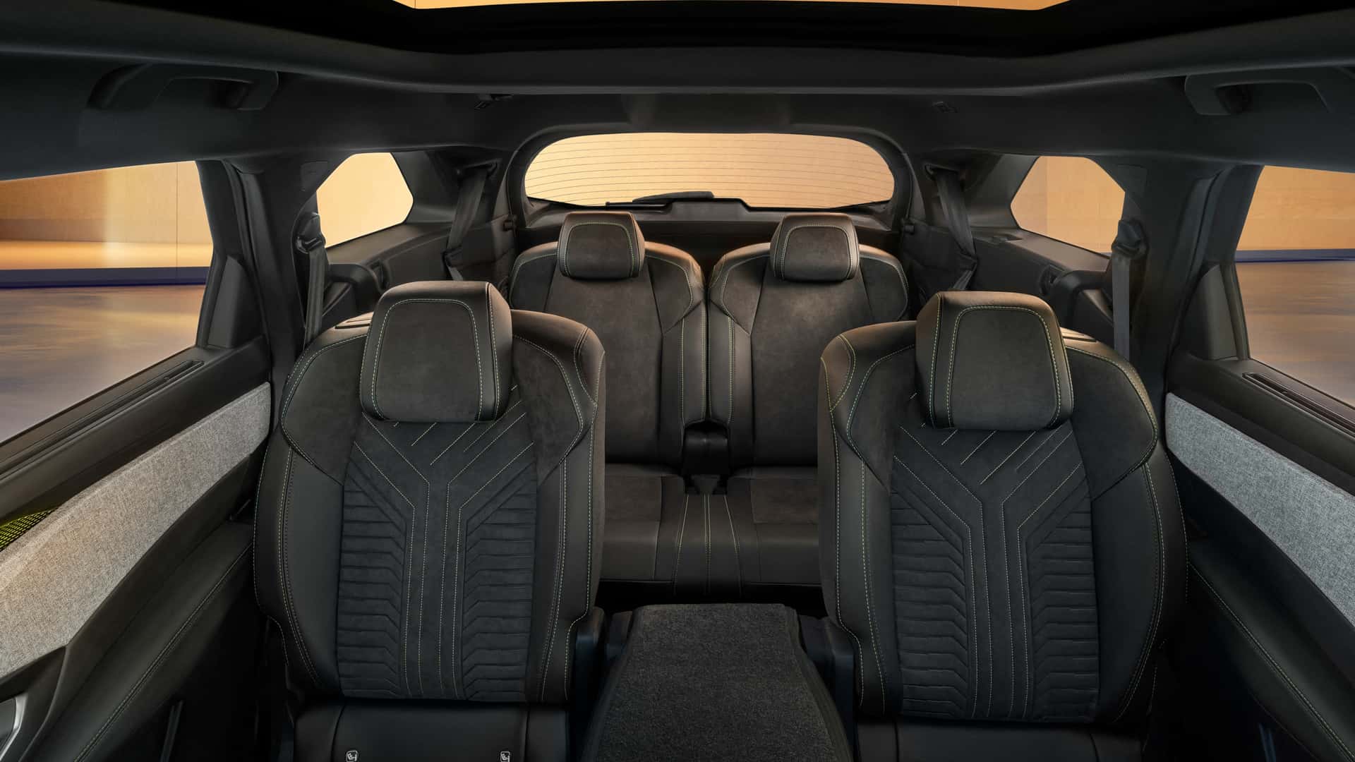 Ra mắt Peugoet E-5008: Chạy 660km/sạc, sạc nhanh 10 phút đi được 100km, có cả bản hybrid cho ai vẫn còn sợ xe điện - Ảnh 15