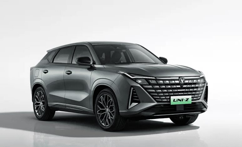 Siêu phẩm SUV của "ông trùm" xe tải tại Việt Nam sắp sửa trình làng: ngang cỡ Hyundai Santa Fe, giá bán chưa đến 500 triệu đồng - Ảnh 1