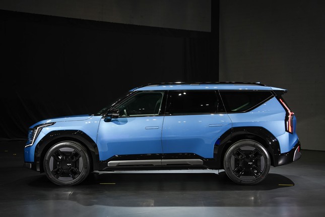 Cận cảnh xe điện Kia EV9 vừa cập bến thị trường Đông Nam Á - Ảnh 7