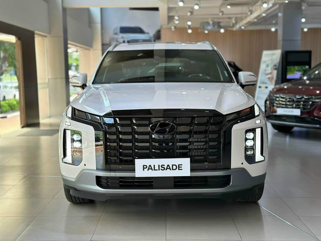 Hyundai Palisade xả hàng giảm giá gần 90 triệu tại đại lý: Bản base còn dưới 1,4 tỷ, tiệm cận Santa Fe, làm khó Explorer - Ảnh 1