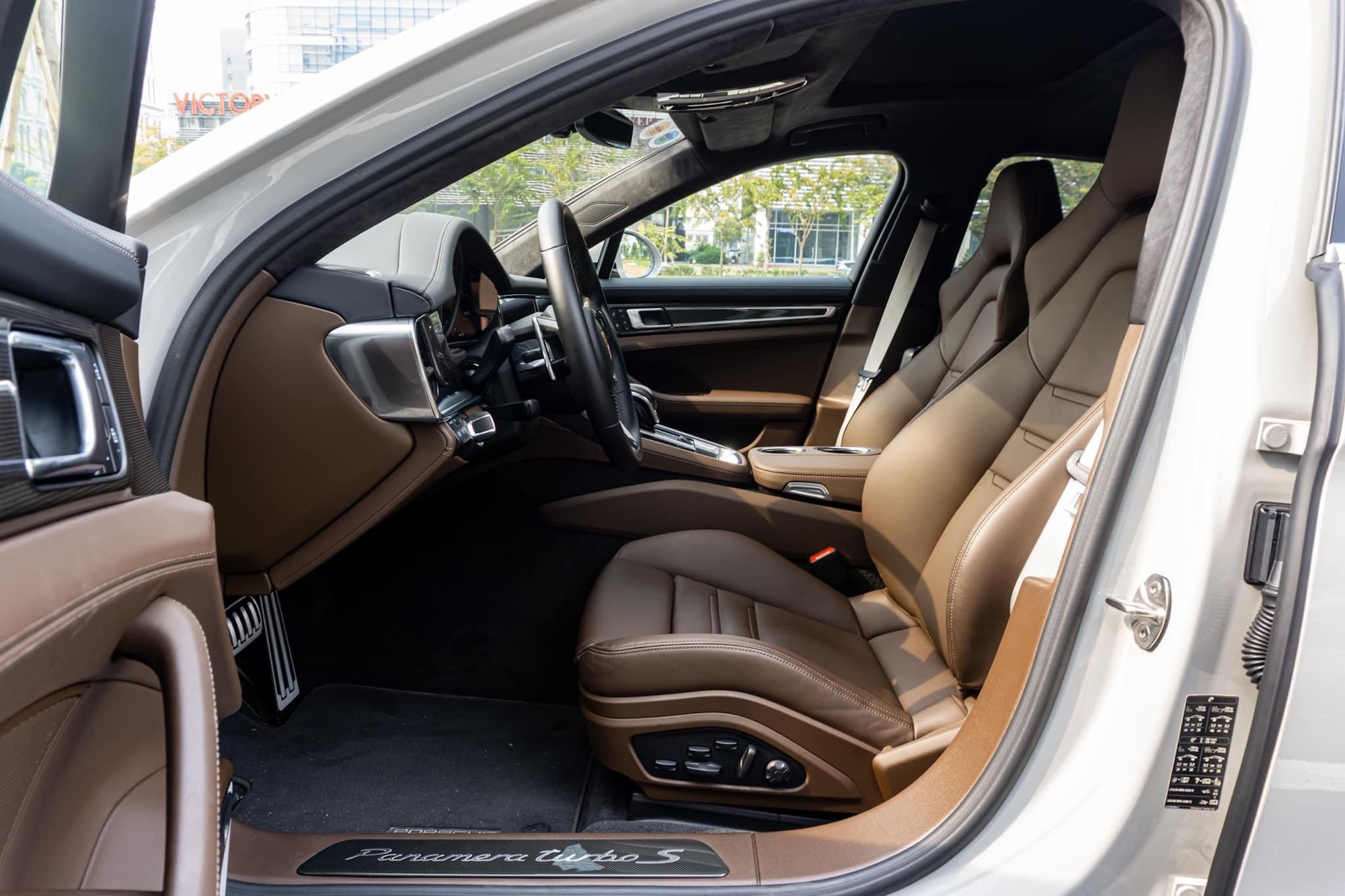 Porsche Panamera Turbo S từng của ông Đặng Lê Nguyên Vũ đang được rao bán, rớt giá 1,6 tỷ đồng sau chưa đầy 1 năm - Ảnh 10