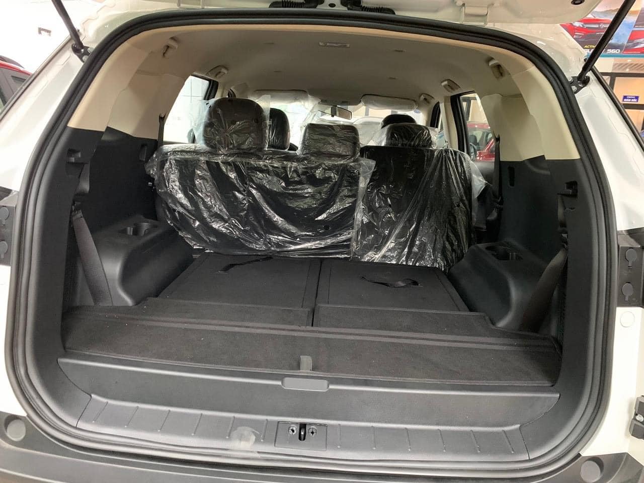 'Xe lạ' Dongfeng Glory 560 xả kho giá chỉ còn 380 triệu đồng: SUV cùng cỡ với CR-V nhưng giá chỉ ngang xe hạng A tiêu chuẩn - Ảnh 6