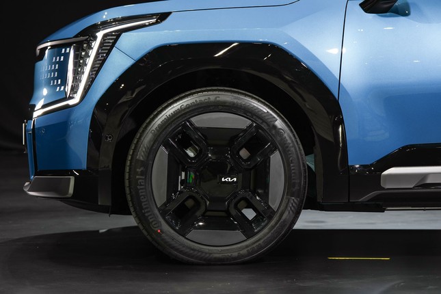 Cận cảnh xe điện Kia EV9 vừa cập bến thị trường Đông Nam Á - Ảnh 9
