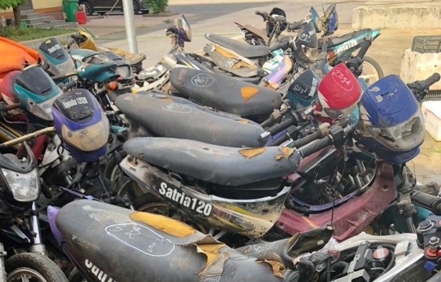 Tình trạng xe Lexus LX 570, Range Rover giảm giá cả tỷ vẫn ế - Ảnh 4