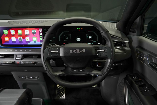 Cận cảnh xe điện Kia EV9 vừa cập bến thị trường Đông Nam Á - Ảnh 17