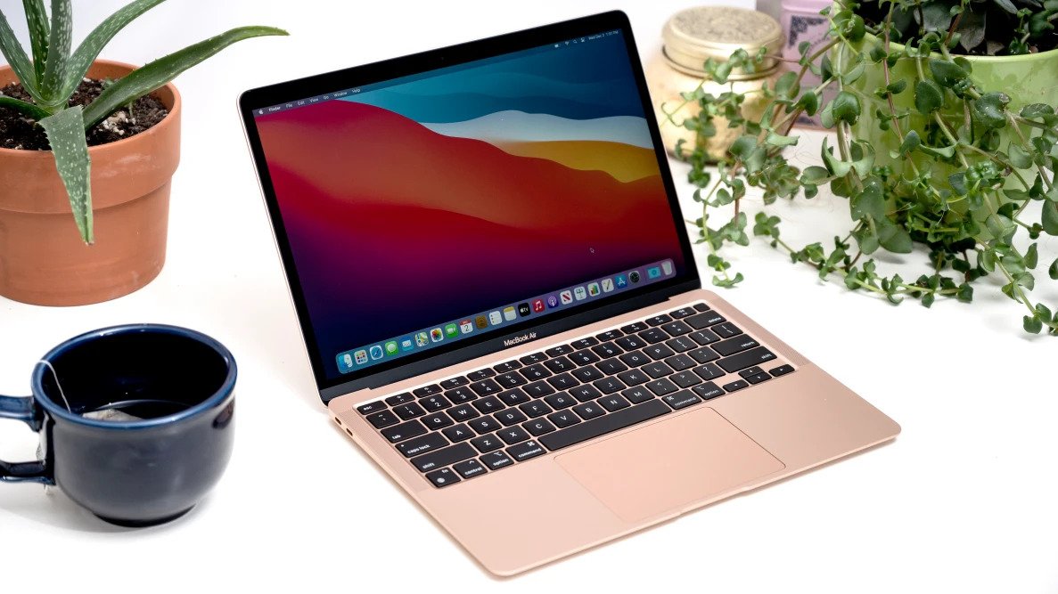 Huyền thoại Macbook Air M1 đời đầu đã bị khai tử, xem thử giá tại các đại lý Việt đã giảm đến mức nào? - Ảnh 2