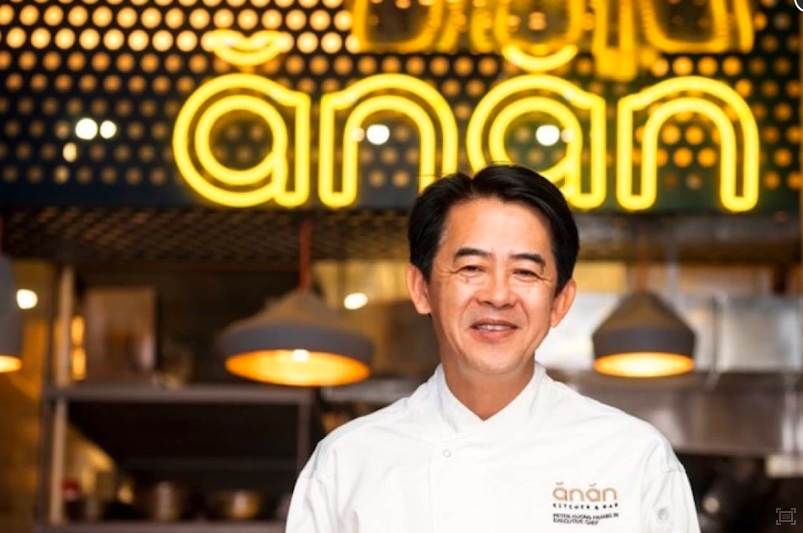 Bữa ăn đắt đỏ tại nhà hàng sao Michelin duy nhất ở TP.HCM khiến khách Tây cũng phải choáng ngợp: Chả giò, bún chả, bánh mì... bỗng hóa thành món ăn thượng lưu - Ảnh 2