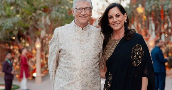 Bill Gates làm gì khi trở lại Việt Nam lần đầu sau gần 2 thập kỷ?