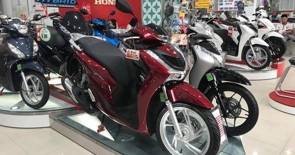 Giá xe máy lao dốc mạnh cuối tháng 3: Honda Vision từ 30 triệu đồng, SH, Air Blade, Janus, Winner X… rẻ hiếm thấy, có xe tặng kèm smartphone