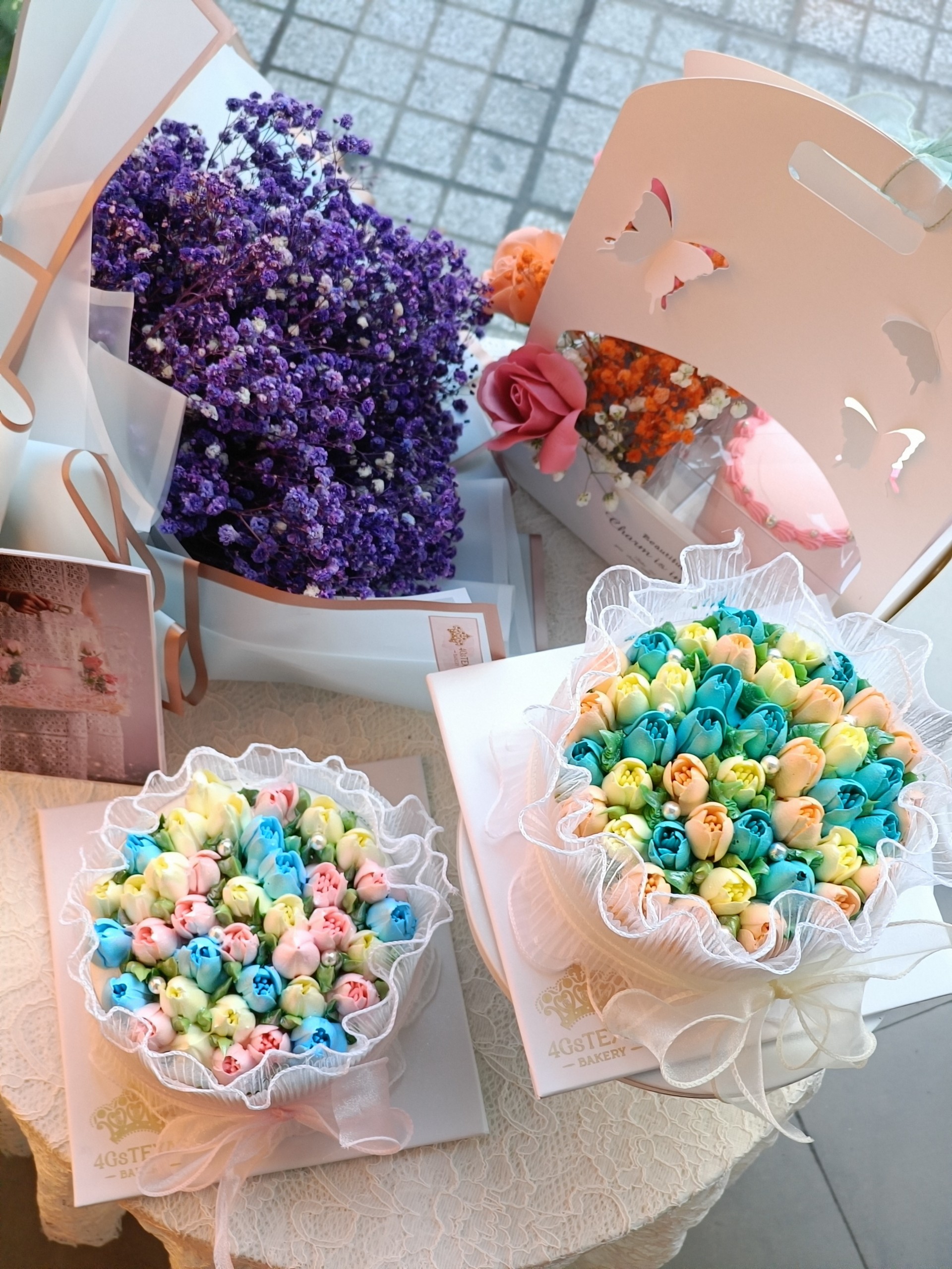 Không phải hoa hồng, đây mới là loại hoa hút khách nhất dịp 8-3-2024 - Ảnh 2