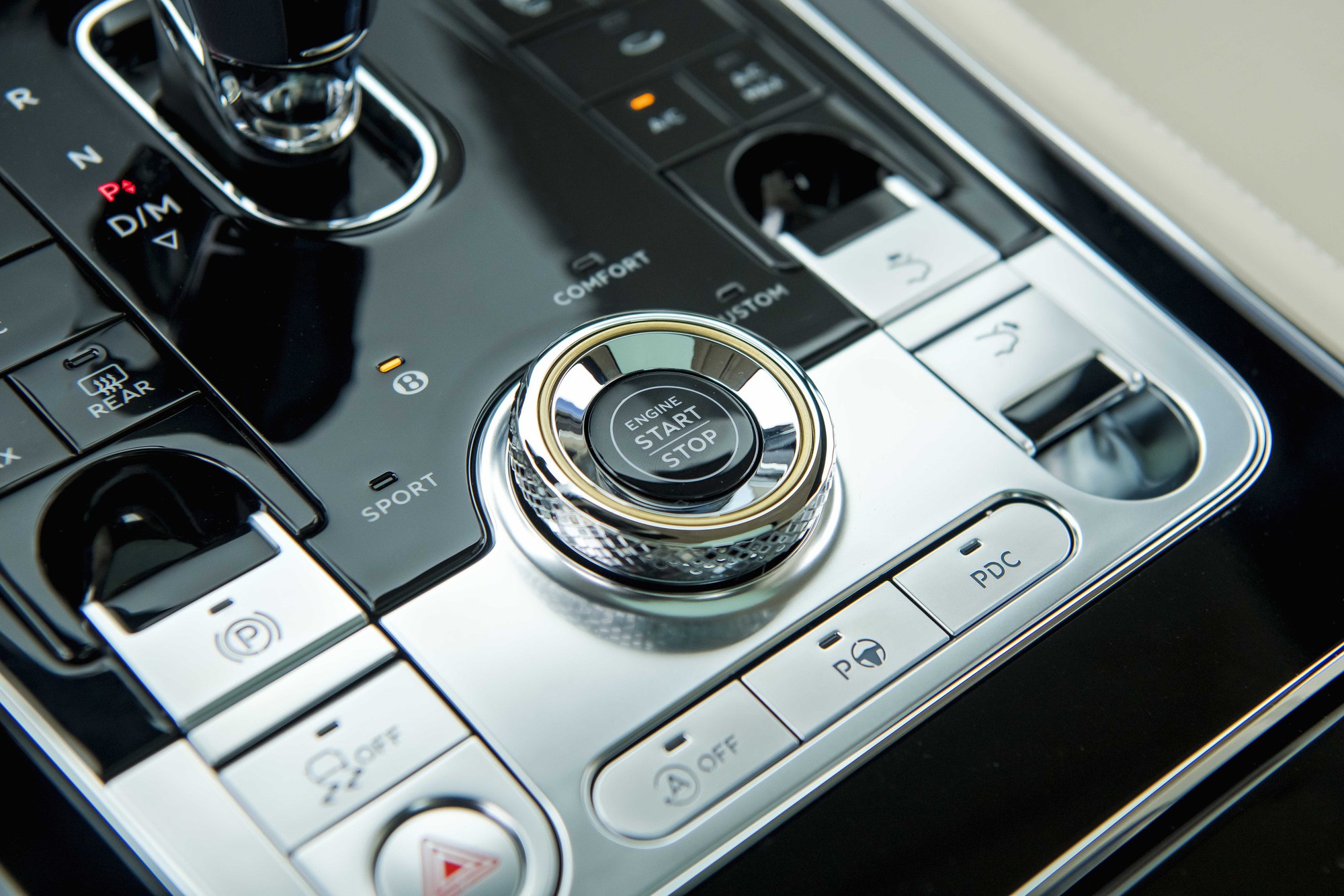 Bentley Continental GT Azure V8 độc bản về Việt Nam: Màu sơn lần đầu xuất hiện, giá gần 22 tỷ đồng - Ảnh 19