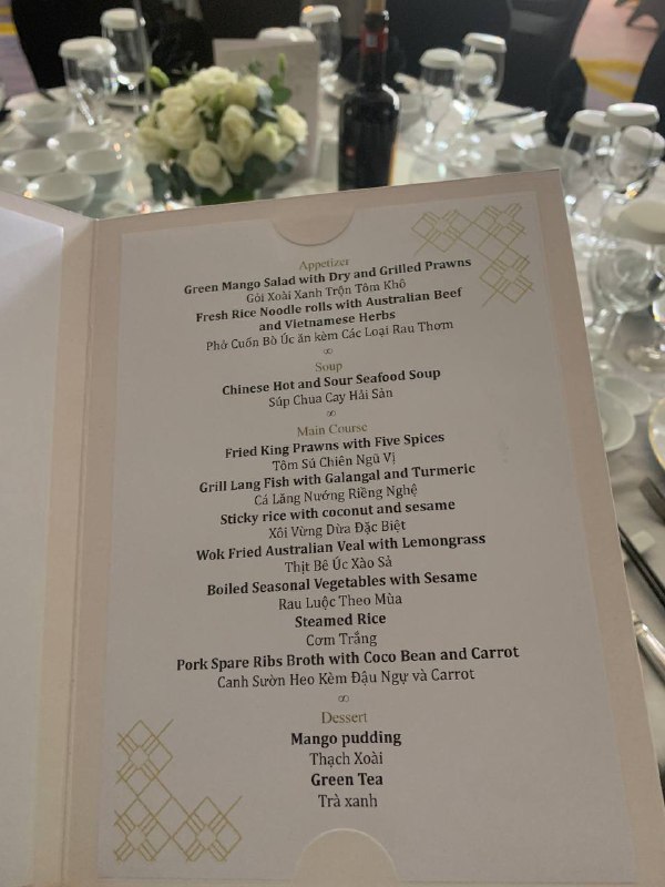 Cận cảnh tiệc cưới Quang Hải: Thực khách ấn tượng với món quả cầu vàng chiên thơm - Ảnh 5