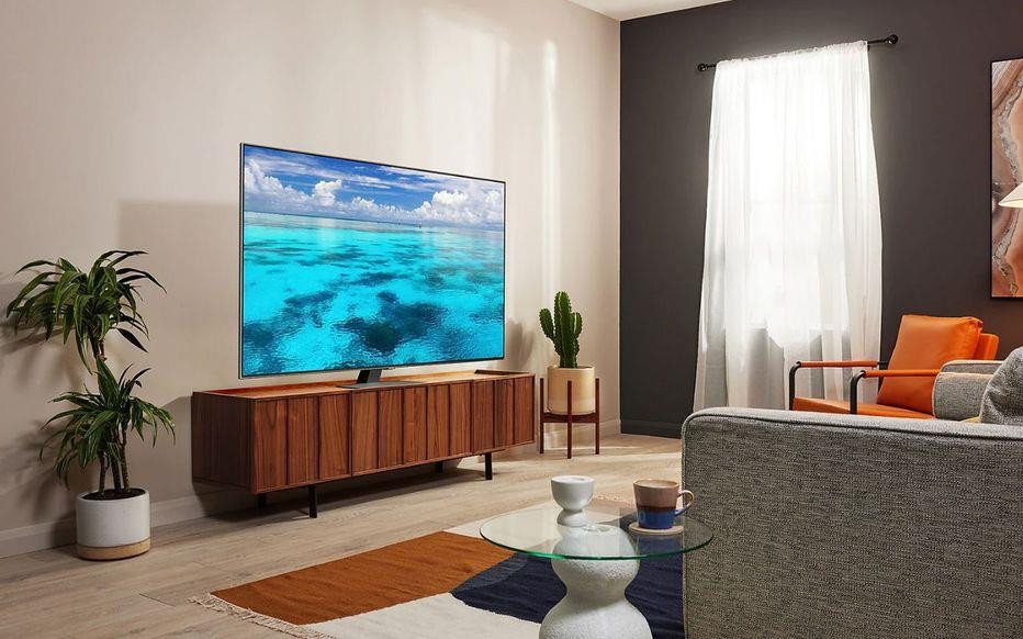 Xả hàng tồn, loạt tivi giảm giá sốc gần 90%, điều hòa rẻ hiếm thấy - Ảnh 1