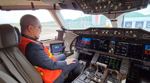 Bên trong máy bay Trung Quốc sản xuất: Được khen "xịn sánh ngang Boeing, Airbus", trừ một chi tiết kém xa - Ảnh 8