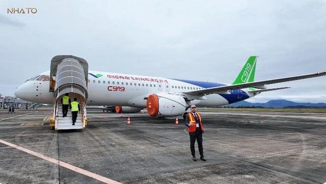 Bên trong máy bay Trung Quốc sản xuất: Được khen "xịn sánh ngang Boeing, Airbus", trừ một chi tiết kém xa - Ảnh 12