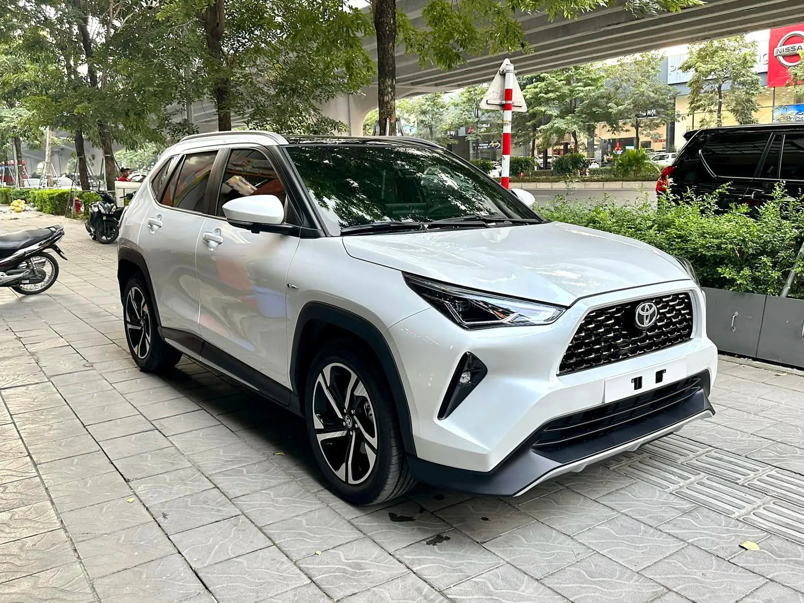 MG HS mới ra mắt đã giảm giá mạnh tại đại lý: Giá từ 650 triệu, rẻ hơn HR-V base dù ngang cỡ CR-V - Ảnh 2