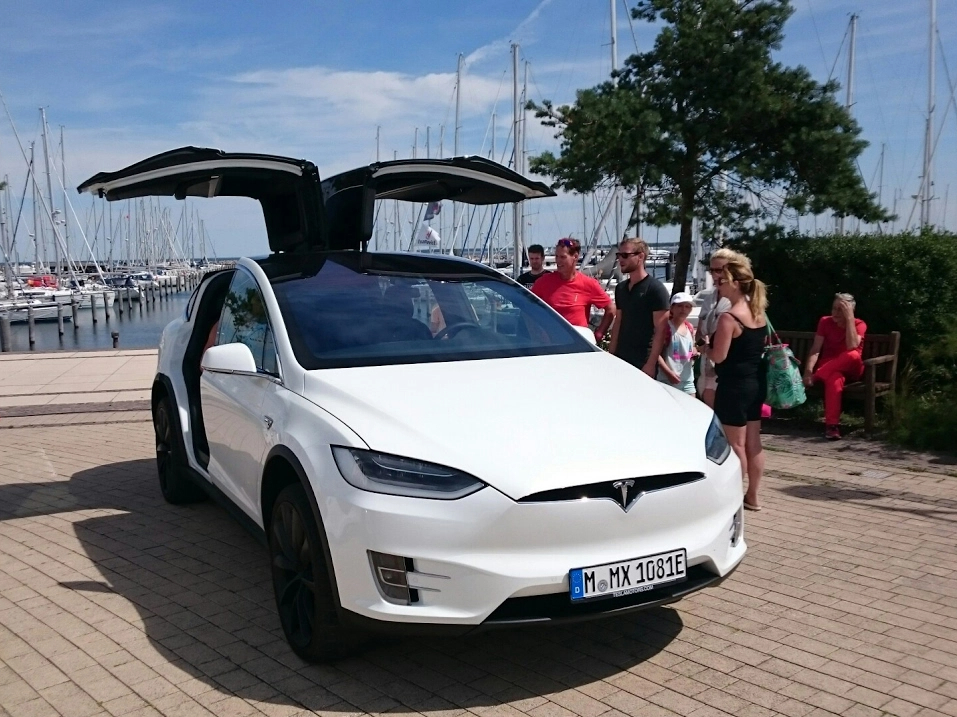 Tới BIMS 2024 thấy rõ xe Trung Quốc nhái thế nào: Đề nổ như Mercedes, tay nắm cửa Lamborghini, cửa Tesla và nhiều thứ không thể ngờ tới - Ảnh 2