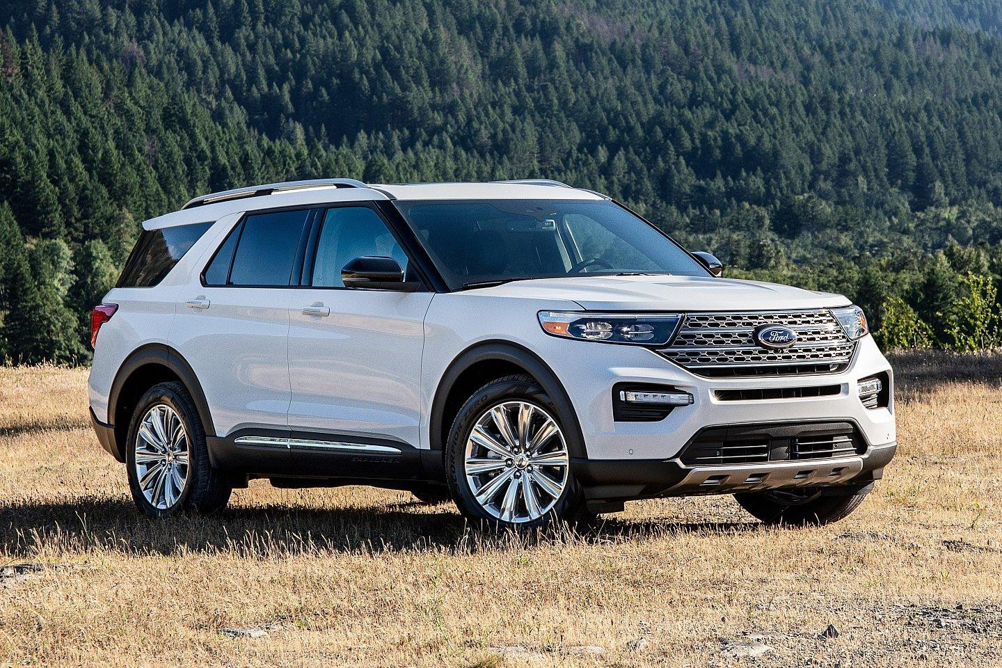 Hết thời bán 'bia kèm lạc', Ford Explorer âm thầm giảm giá khủng gần 500 triệu đồng - Ảnh 2