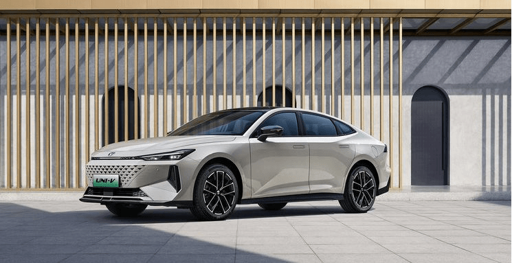 'Ông trùm' xe tải tại Việt Nam sắp ra mắt siêu phẩm sedan đối đầu Honda Civic: ăn xăng 1,6 lít/100 km, giá bán chỉ từ 373 triệu đồng - Ảnh 2