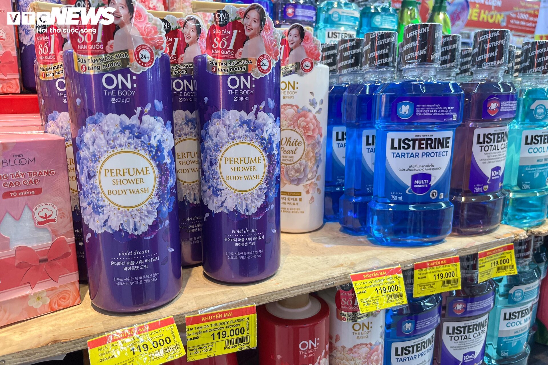 Muôn vàn khuyến mại, giảm giá đón ngày 8/3 - Ảnh 4