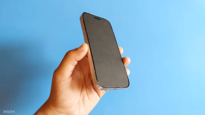 iPhone 16 lộ diện tuyệt đẹp trong video đập hộp đầu tiên: Thiết kế cực lạ, camera khác xa nhiều đời trước! - Ảnh 5