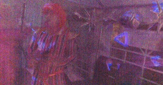 Cảnh báo món đồ bán đầy trên mạng có thể khiến iPhone bị hỏng nặng - Ảnh 1