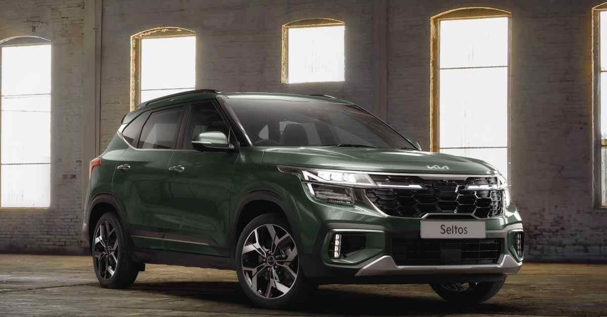 Đối thủ nặng ký của Hyundai Creta có thêm bản cập nhật, gây sốt với mức giá từ 430 triệu đồng - Ảnh 1