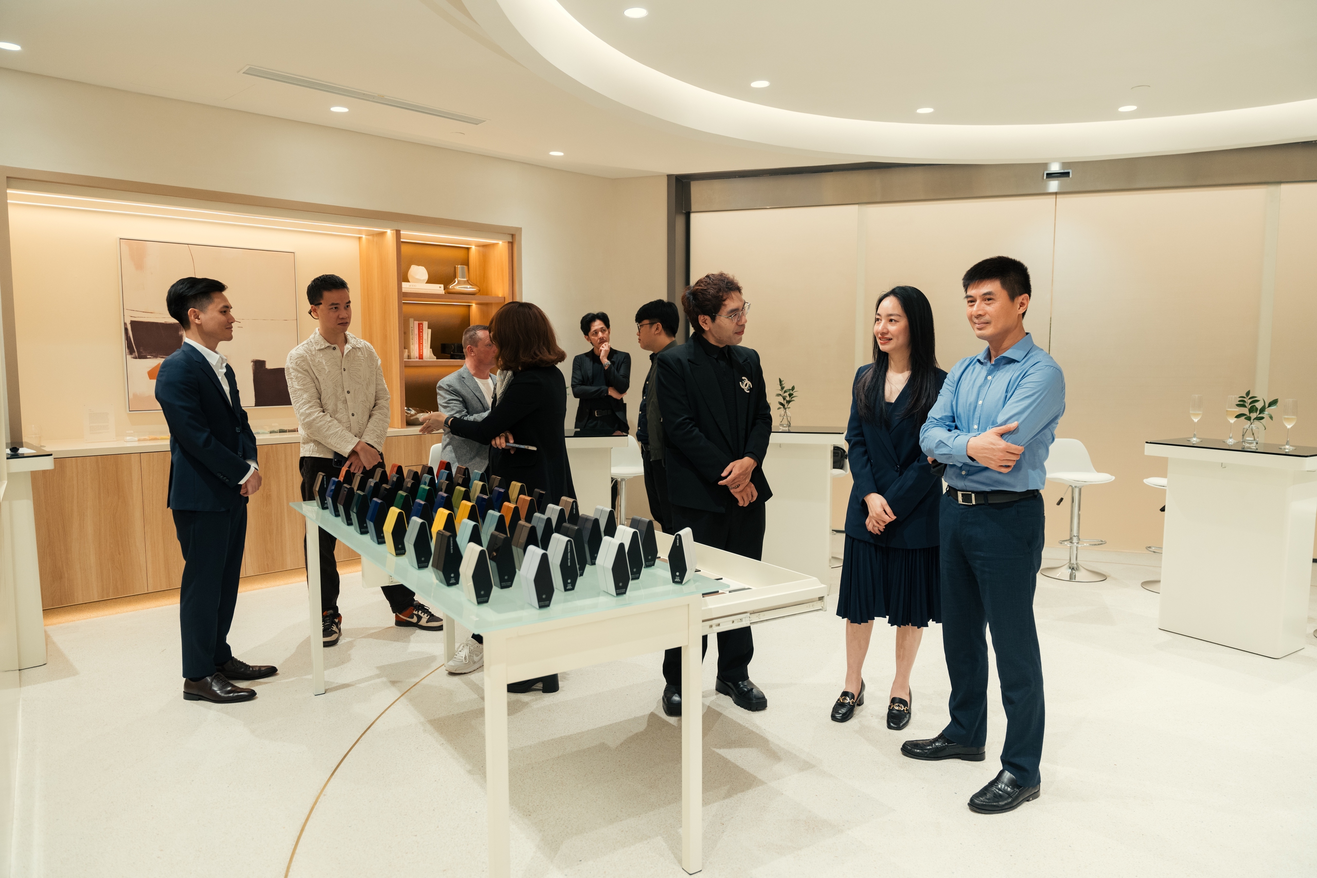 Hai dòng Range Rover đỉnh nhất Việt Nam đã có thể cá nhân hóa ngay tại Hà Nội - Ảnh 5