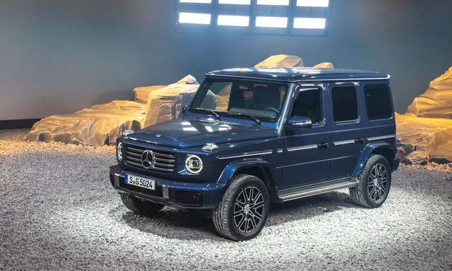 Mercedes G-Class 2024 ra mắt: Rất khó phân biệt nếu chỉ nhìn từ bên ngoài, nội thất lột xác, vẫn là hàng hot được giới nhà giàu Việt săn đón - Ảnh 1
