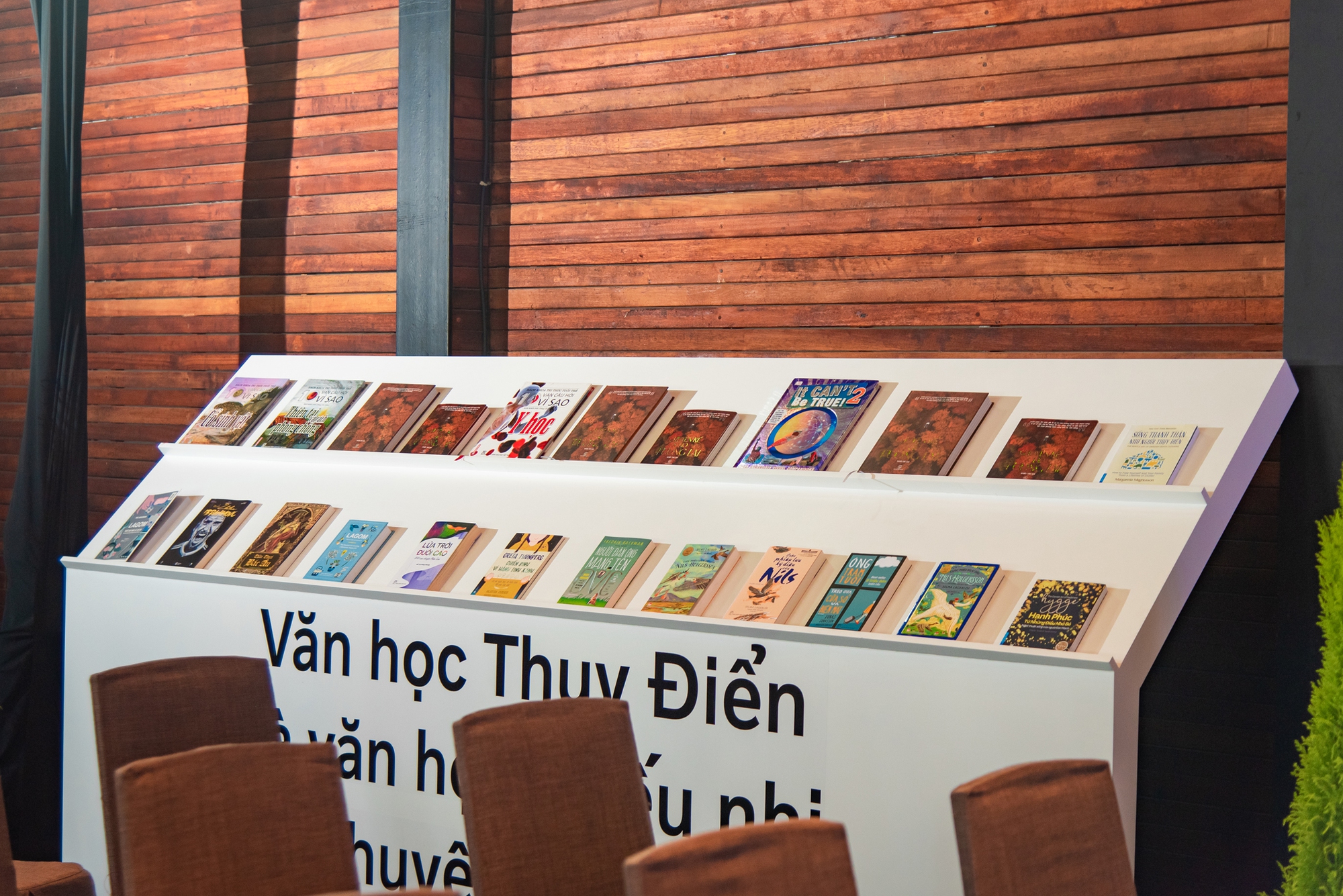 Tôi dừng lại, đi triển lãm đầu tiên của Volvo tại Việt Nam: Vừa đủ của người thành công hóa ra là vậy - Ảnh 6