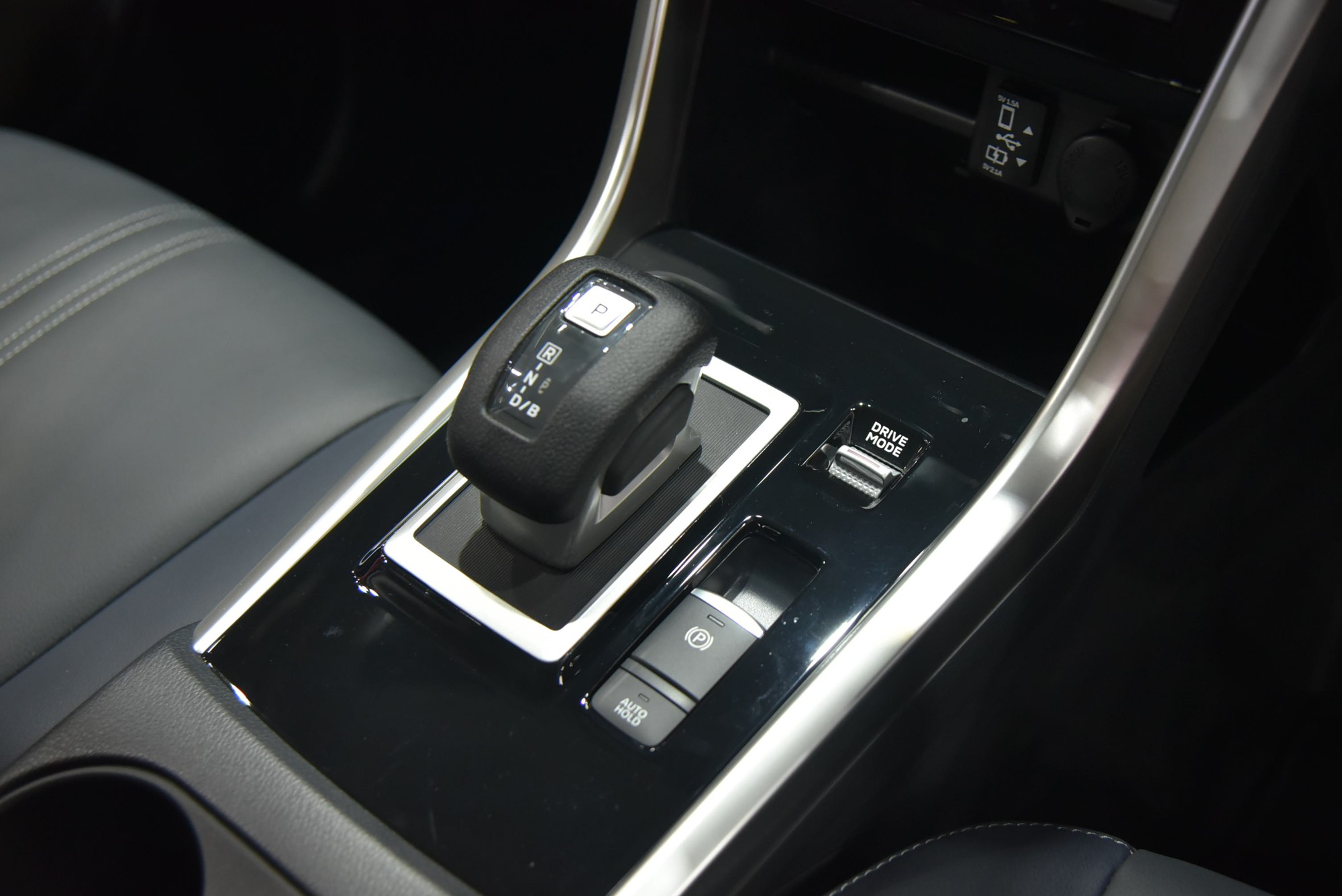 Mitsubishi Xpander HEV mà nhiều người Việt mong chờ đây rồi: Nội thất mượn nét của Xforce, động cơ tiết kiệm hơn hẳn - Ảnh 16