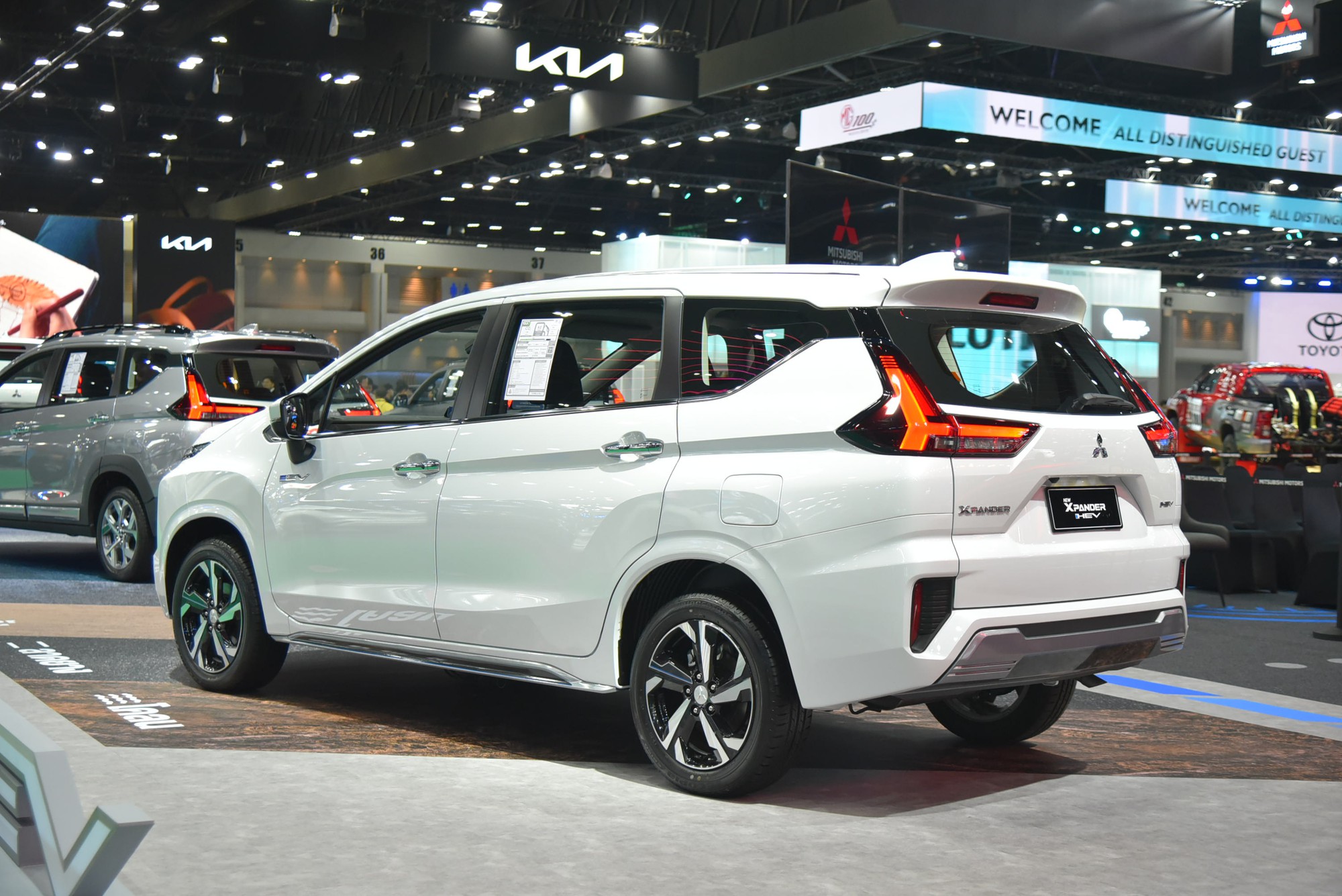 Mitsubishi Xpander HEV mà nhiều người Việt mong chờ đây rồi: Nội thất mượn nét của Xforce, động cơ tiết kiệm hơn hẳn - Ảnh 3
