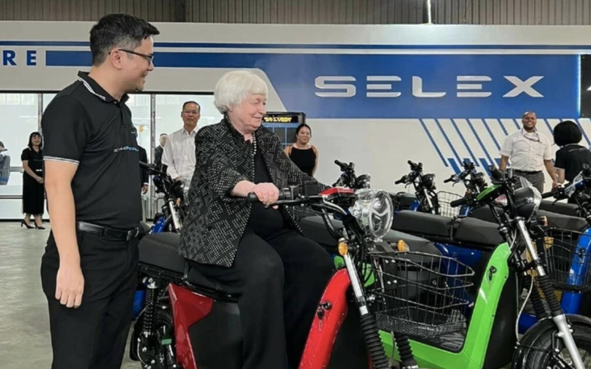 Các lãnh đạo quốc tế dồn dập thăm một startup xe điện Việt Nam - Ảnh 2