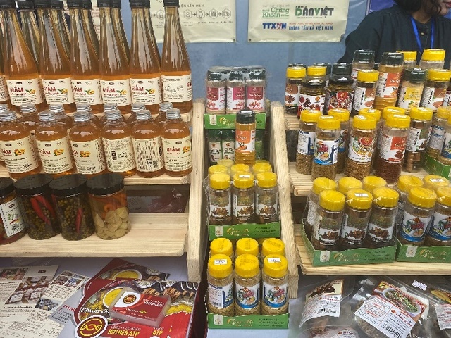 Hàng nghìn du khách đến trải nghiệm tại Festival Phở 2024 - Ảnh 18