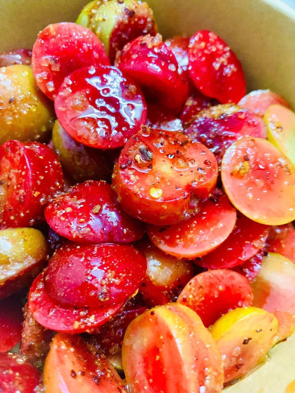 Tình hình mận đầu mùa: Vài trăm nghìn/kg vẫn đổ xô mua, dân tình mukbang rần rần dù chua nhăn mặt - Ảnh 18