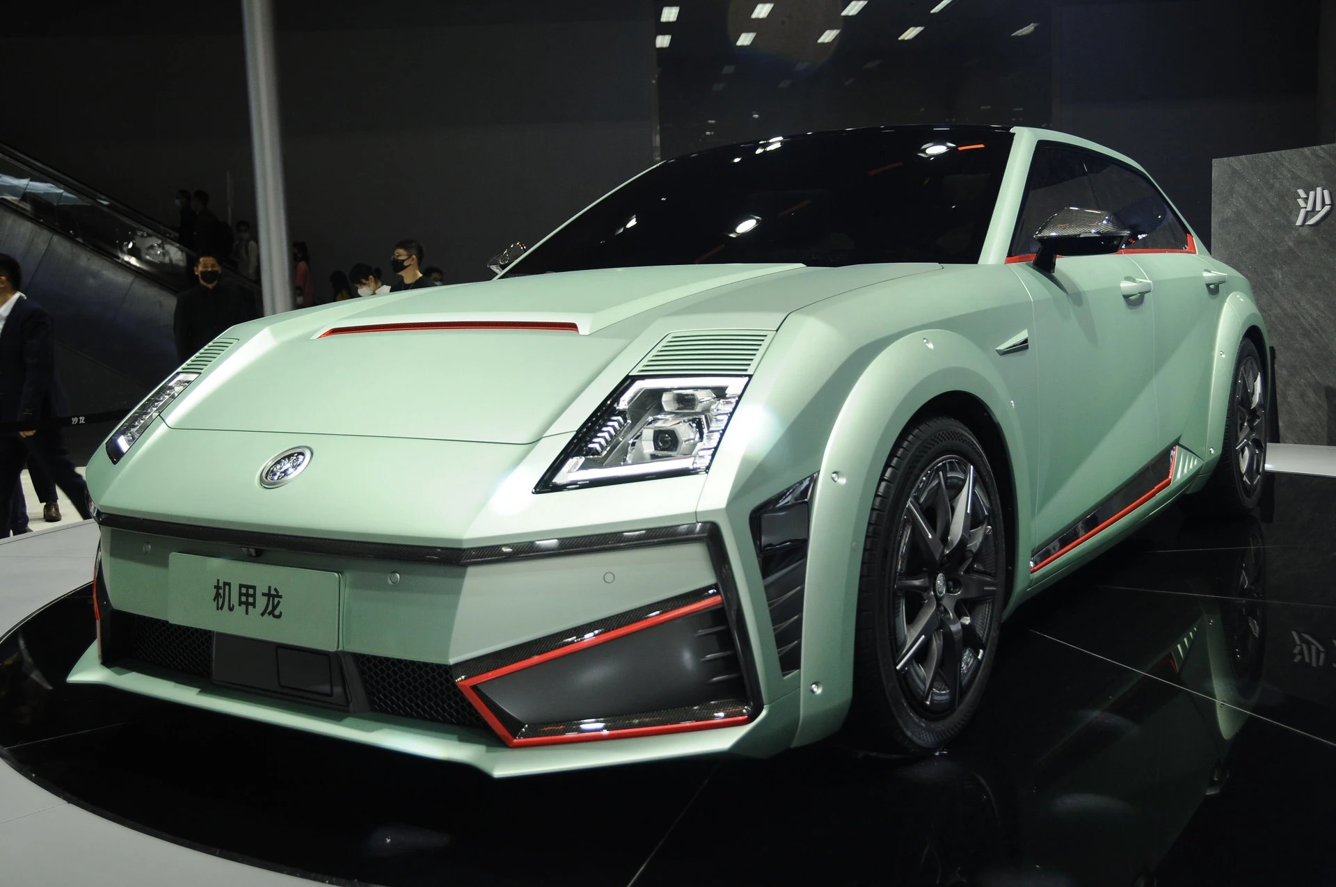 Mẫu xe điện Trung Quốc liên tục được đăng ký ở Việt Nam có gì đáng chú ý: Tên lạ nhưng hứa hẹn là đối thủ đáng gờm của Taycan, EQS, sở hữu tính năng ít xe nào có - Ảnh 2