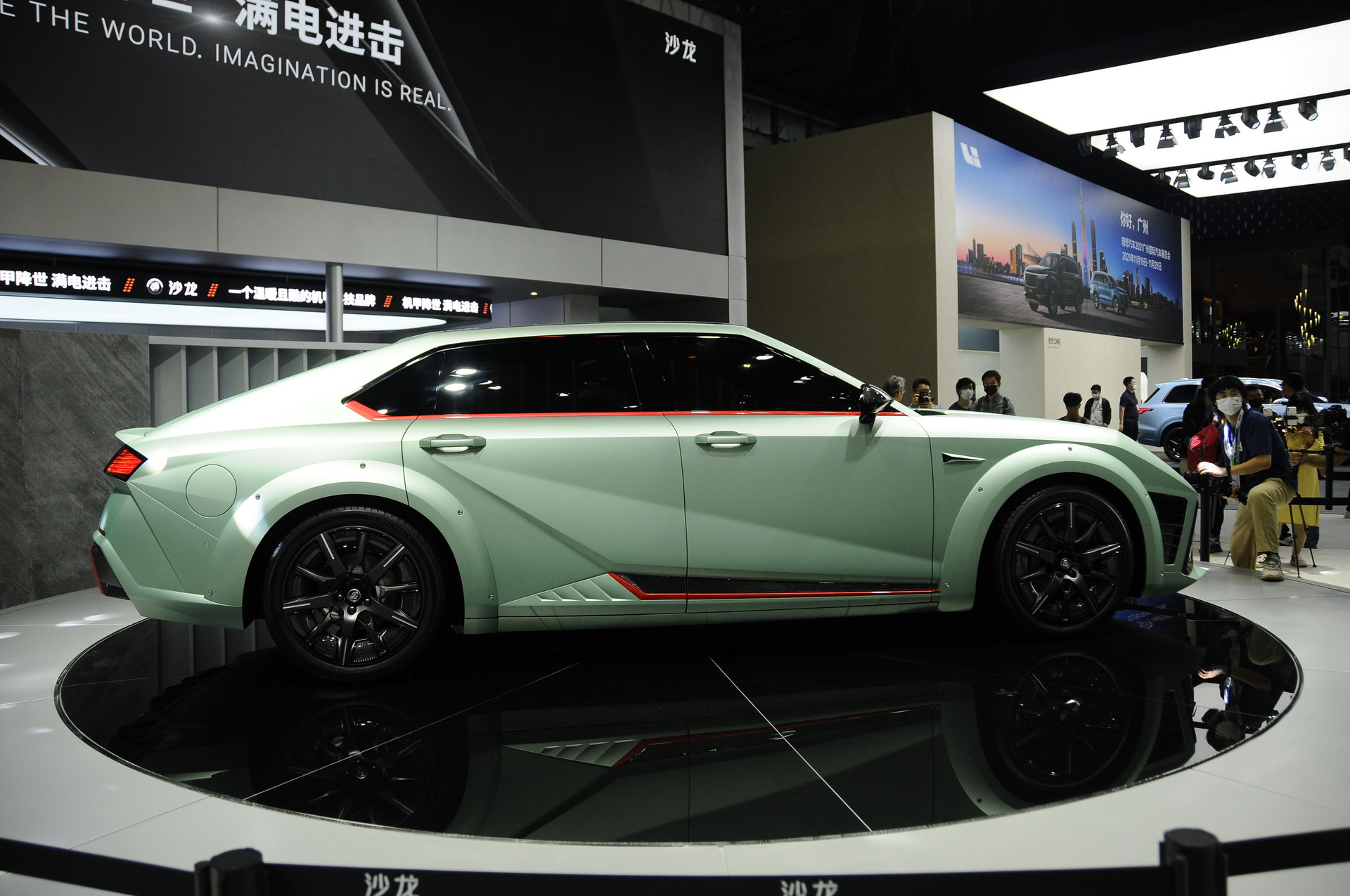 Mẫu xe điện Trung Quốc liên tục được đăng ký ở Việt Nam có gì đáng chú ý: Tên lạ nhưng hứa hẹn là đối thủ đáng gờm của Taycan, EQS, sở hữu tính năng ít xe nào có - Ảnh 4