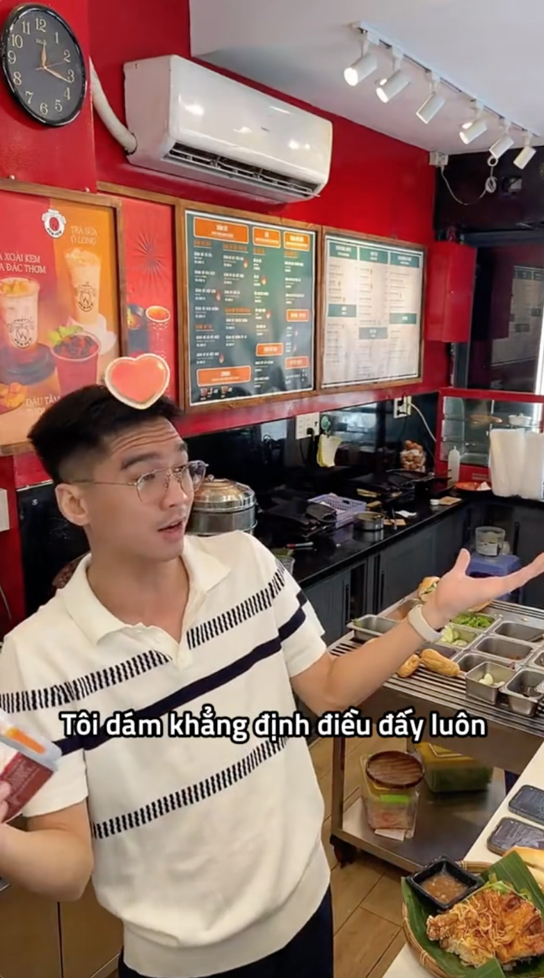 Đỉnh cao livestream bán hàng trên TikTok: PewPew bán cả đồ ăn "nóng giòn", duy nhất tại Việt Nam - Ảnh 2