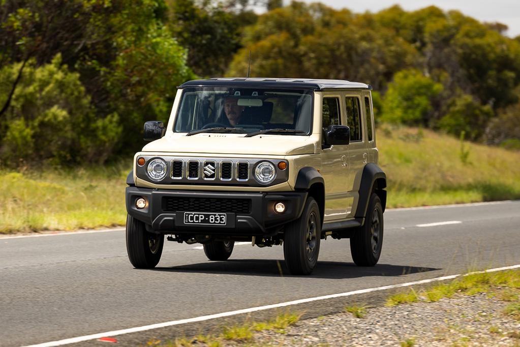 Suzuki Jimny sắp ra mắt Việt Nam và đây là lý do xe nhập Nhật, Ấn thay vì sản xuất ở Đông Nam Á - Ảnh 1