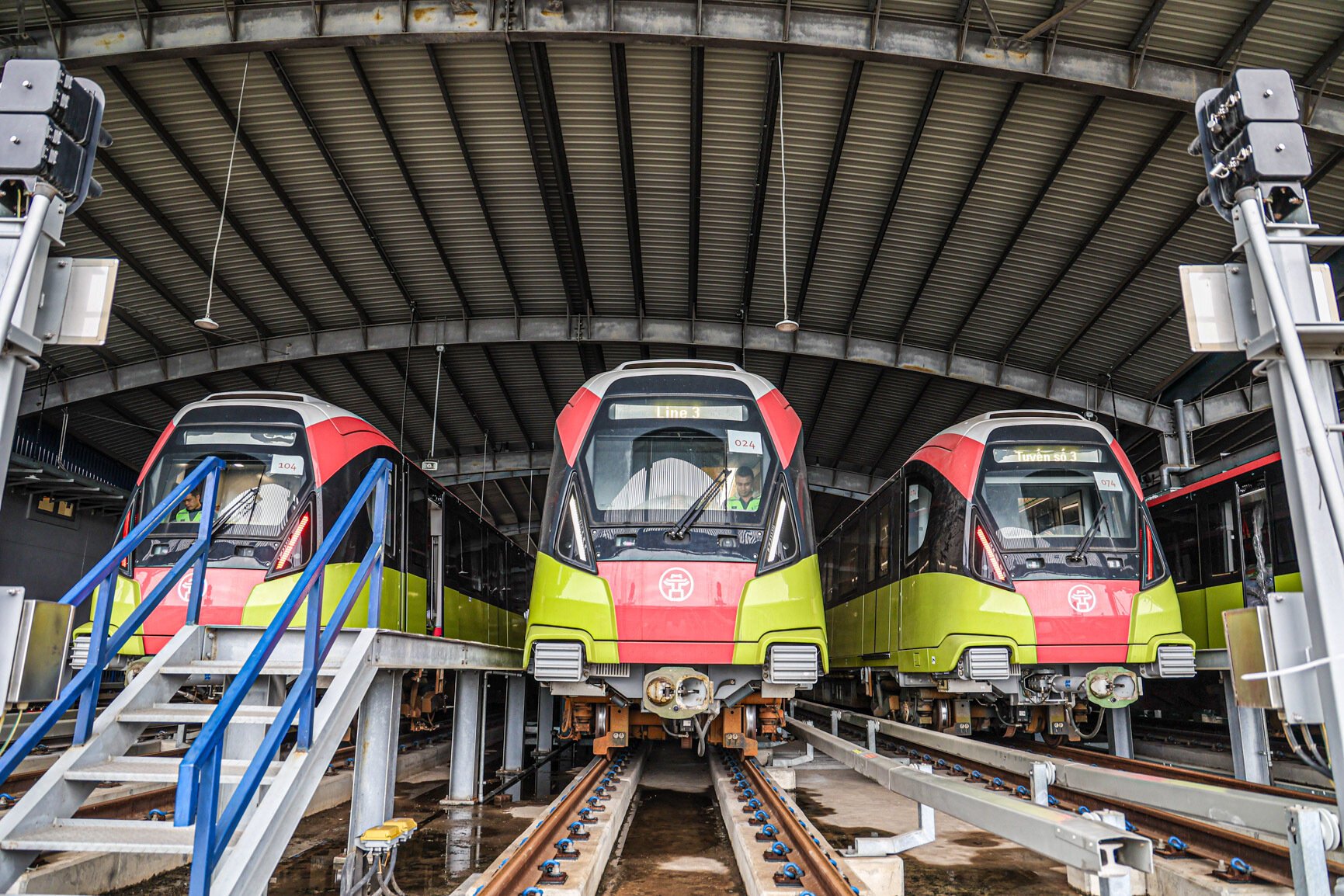 Bên trong tàu metro Nhổn - ga Hà Nội trước ngày đón khách - Ảnh 15