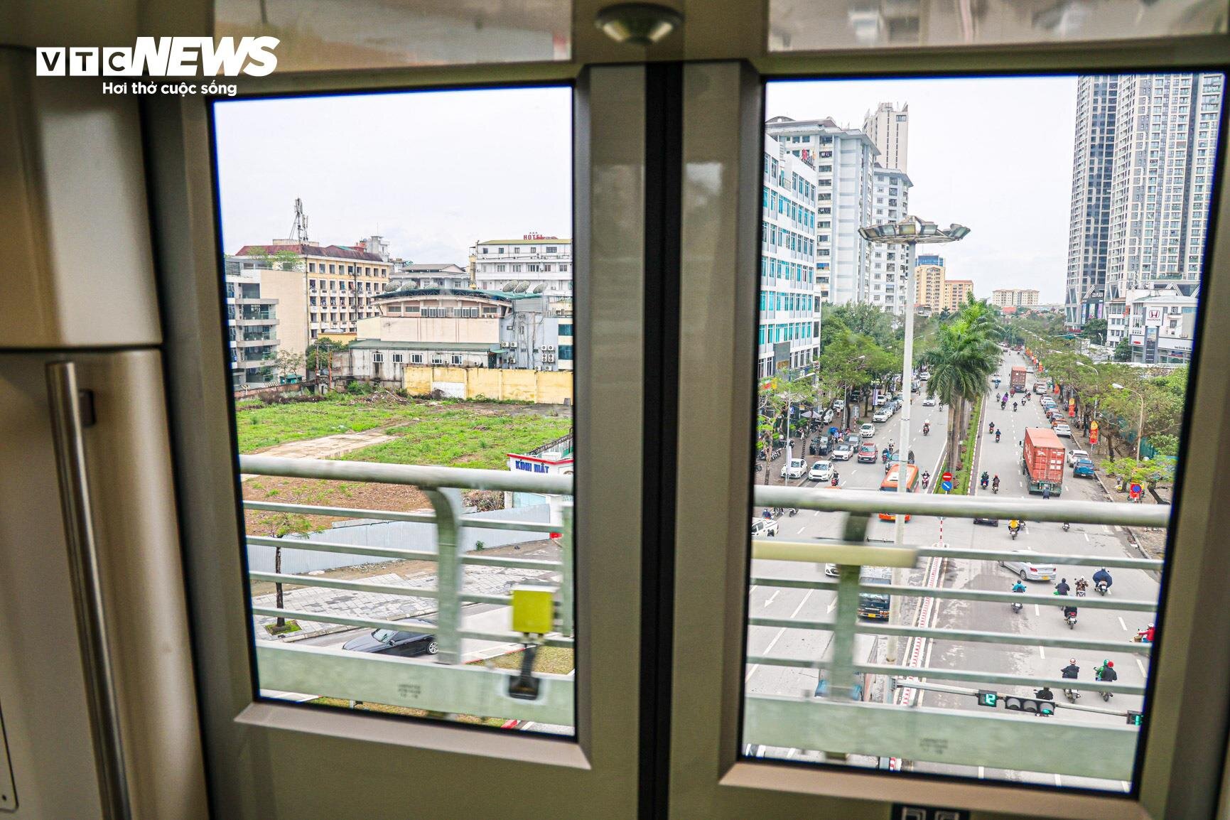 Bên trong tàu metro Nhổn - ga Hà Nội trước ngày đón khách - Ảnh 8