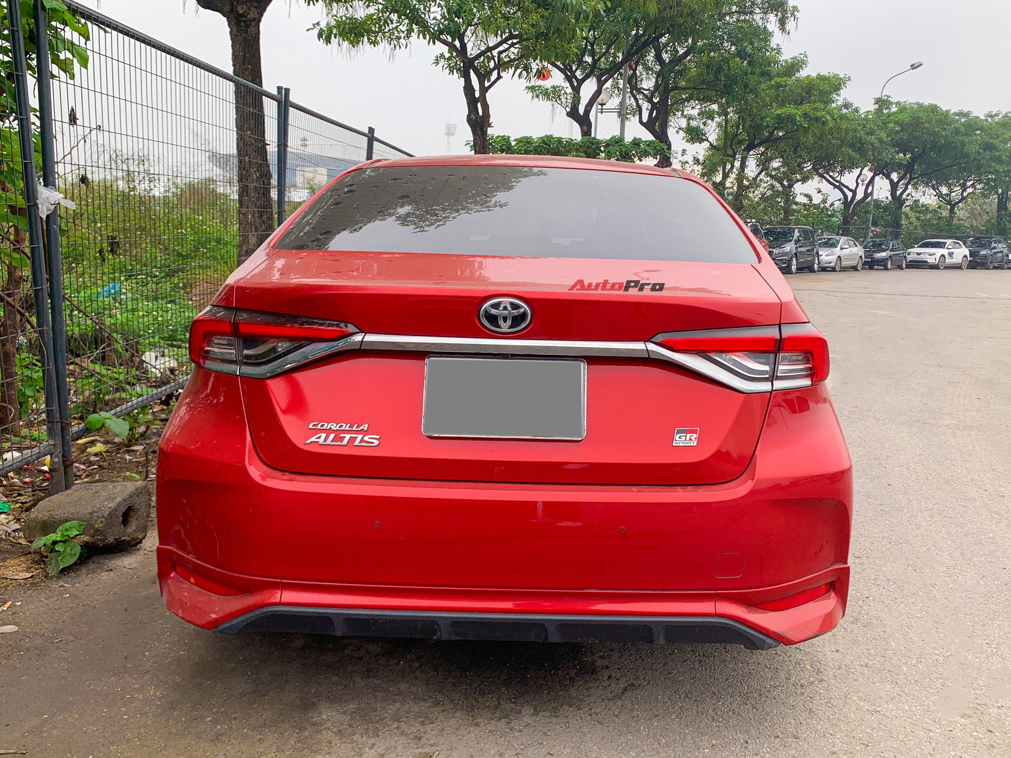 Toyota Corolla Altis GR Sport đầu tiên xuất hiện tại Việt Nam: Ngoại hình hầm hố khác hẳn phong cách ‘doanh nhân’, đấu Civic RS - Ảnh 8