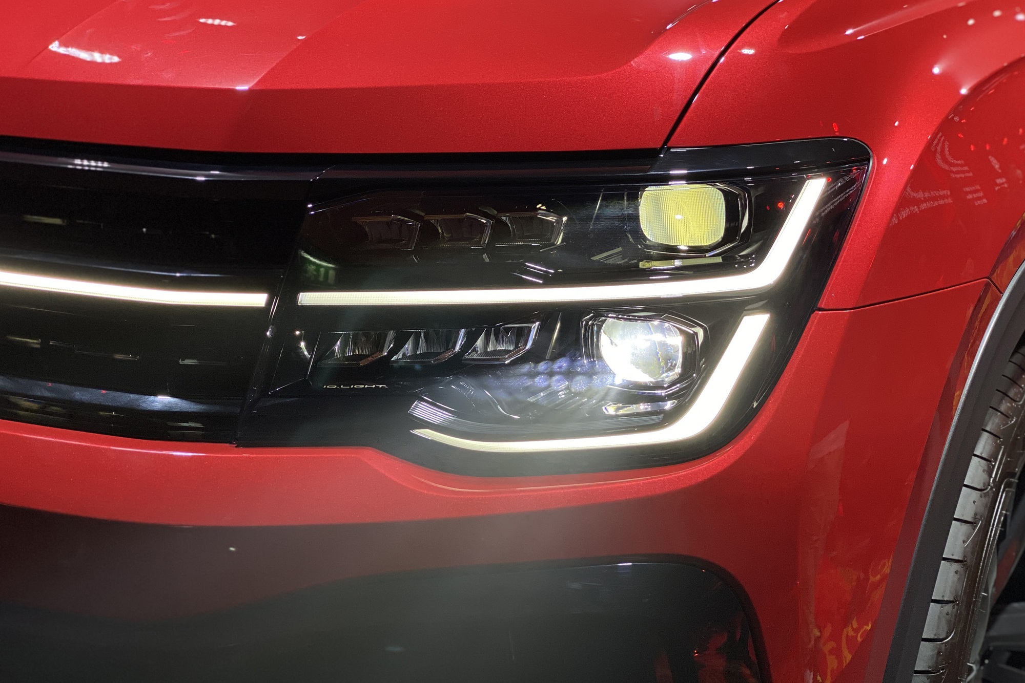 VW Teramont X ra mắt Việt Nam: Giá từ 1,998 tỷ, 2 phiên bản, nhiều công nghệ, đấu Explorer bằng giá rẻ hơn đúng 1 triệu đồng - Ảnh 5