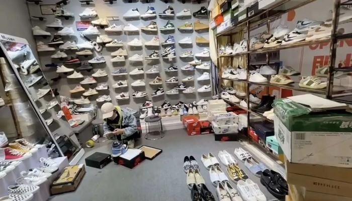 Thiên đường biến hàng hiệu nhái vượt mặt hàng thật - Ảnh 1