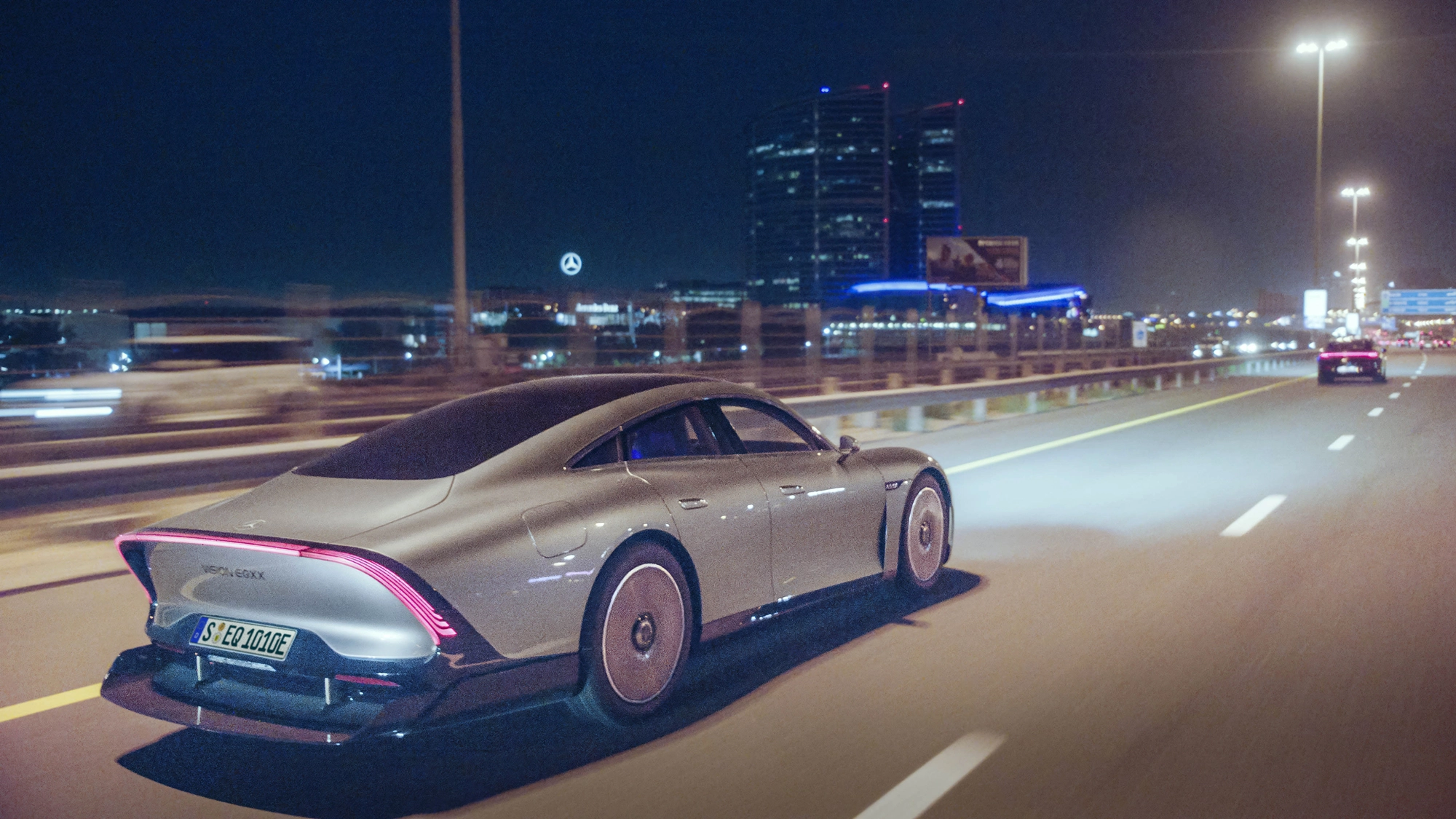 Mercedes thử xe điện mới: Đi xa nhất 1.202 km không cần sạc, quy đổi sang tiền xăng còn tiết kiệm hơn xe máy Honda Wave, Future - Ảnh 5