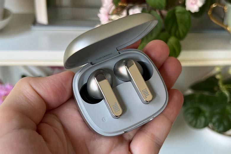 Loạt tai nghe không dây giảm giá ấn tượng, có mẫu giảm gần 50% - Ảnh 2